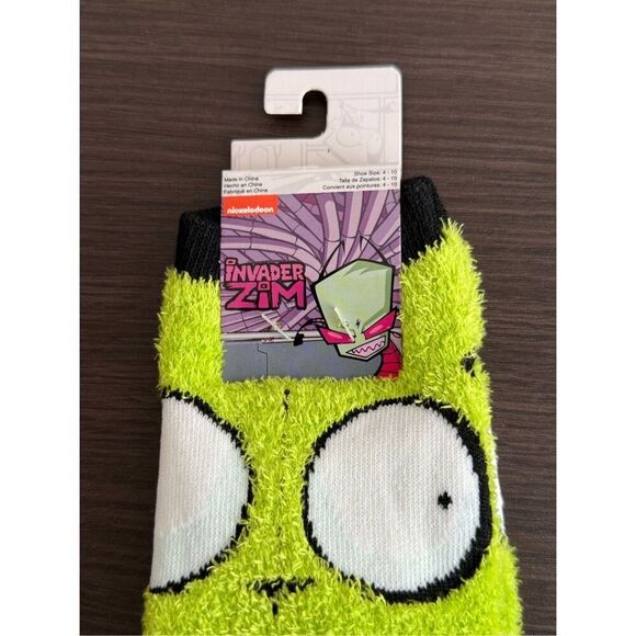 Invader Zim GIR Fuzzy No-Show Socks - Picture 3 of 3